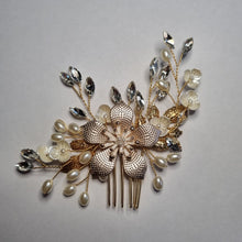 Load image into Gallery viewer, Floral Styling Comb (Medium)
